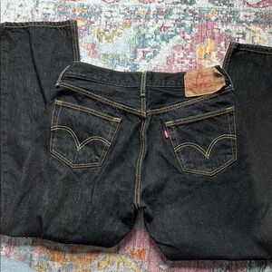 Levi's Black Relaxed Jeans with Signature Stitching - 501